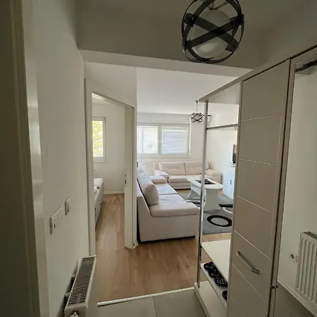 Chromatic Διαμέρισμα *